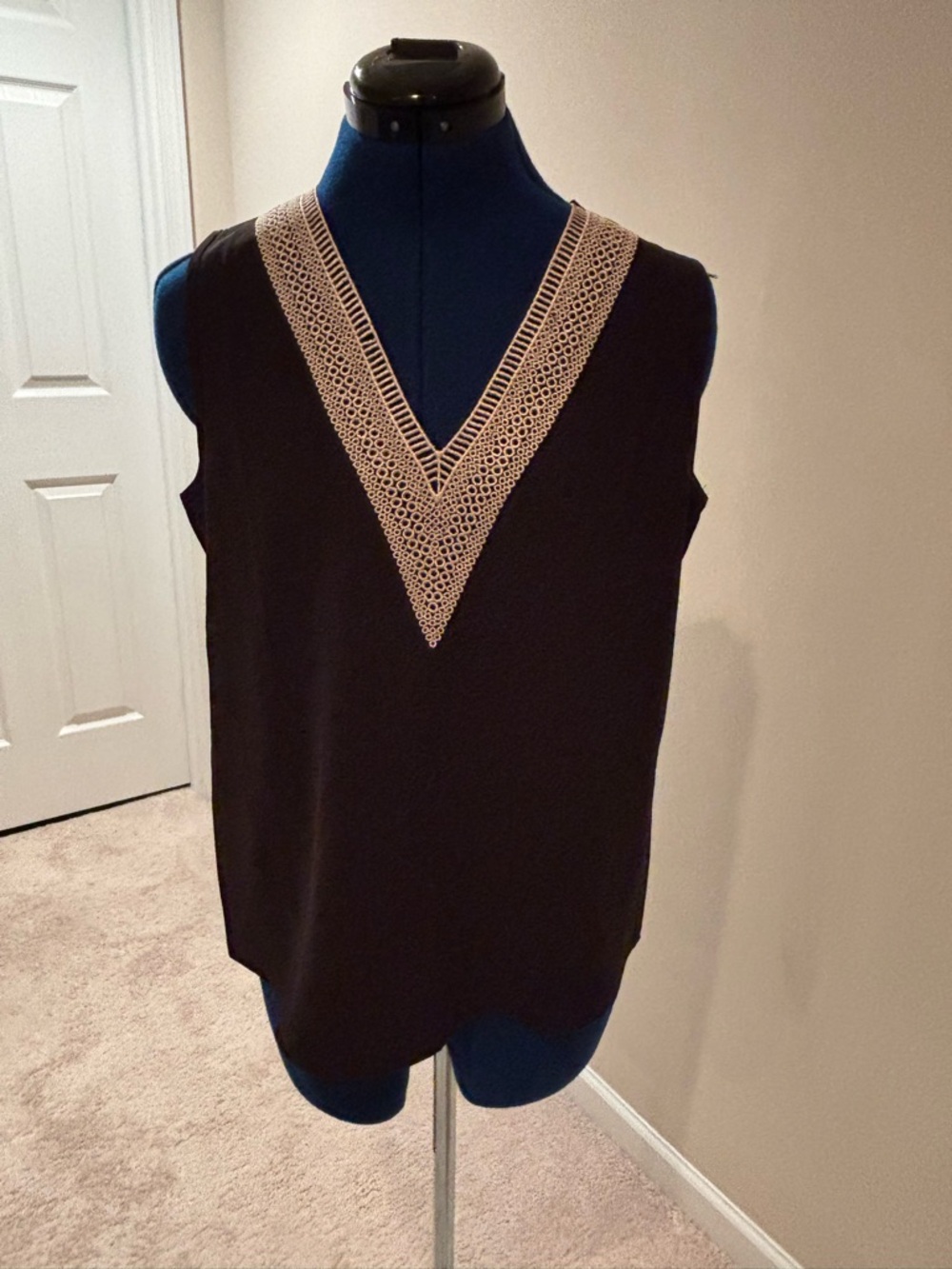 Sleeveless Black Top with Contrast V-Neck Lace Trim